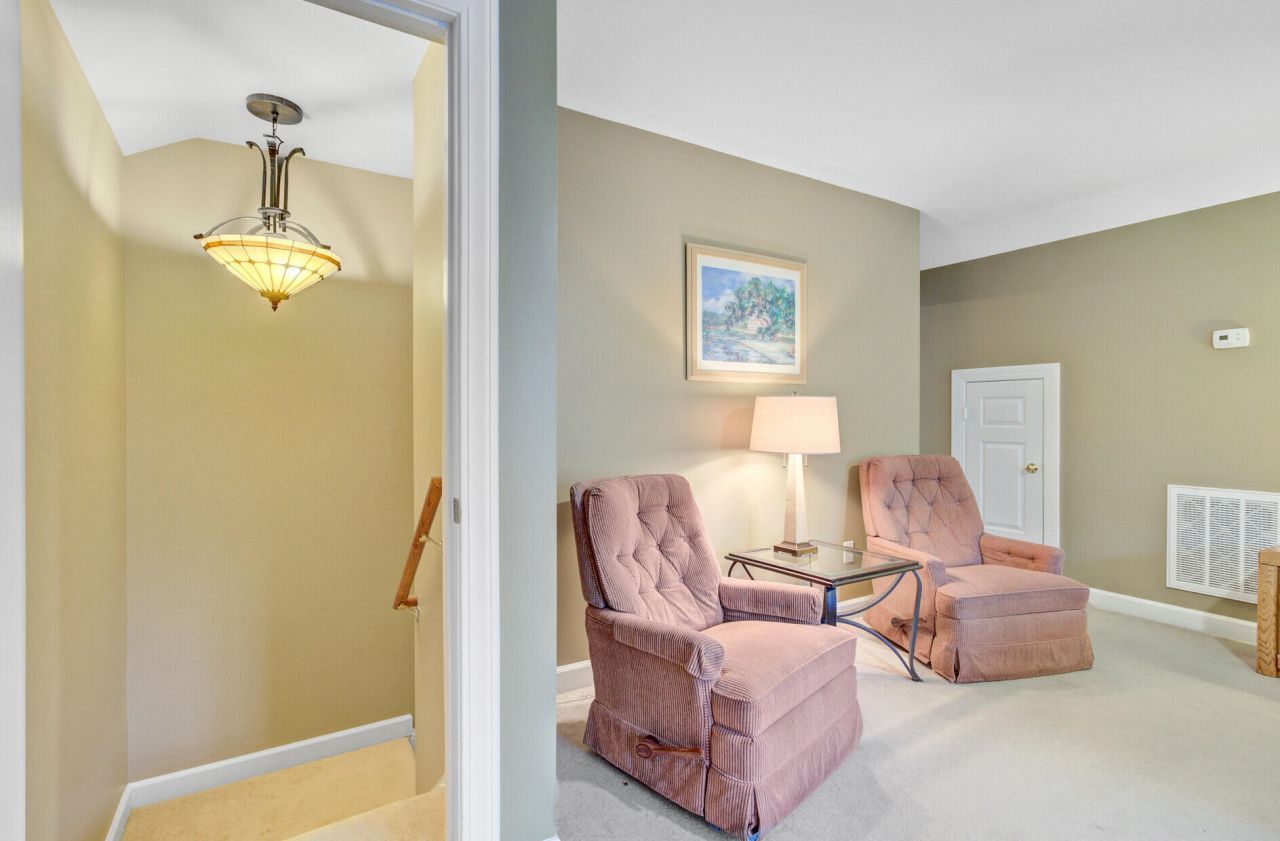 128 Garden Grove Drive Photo 28