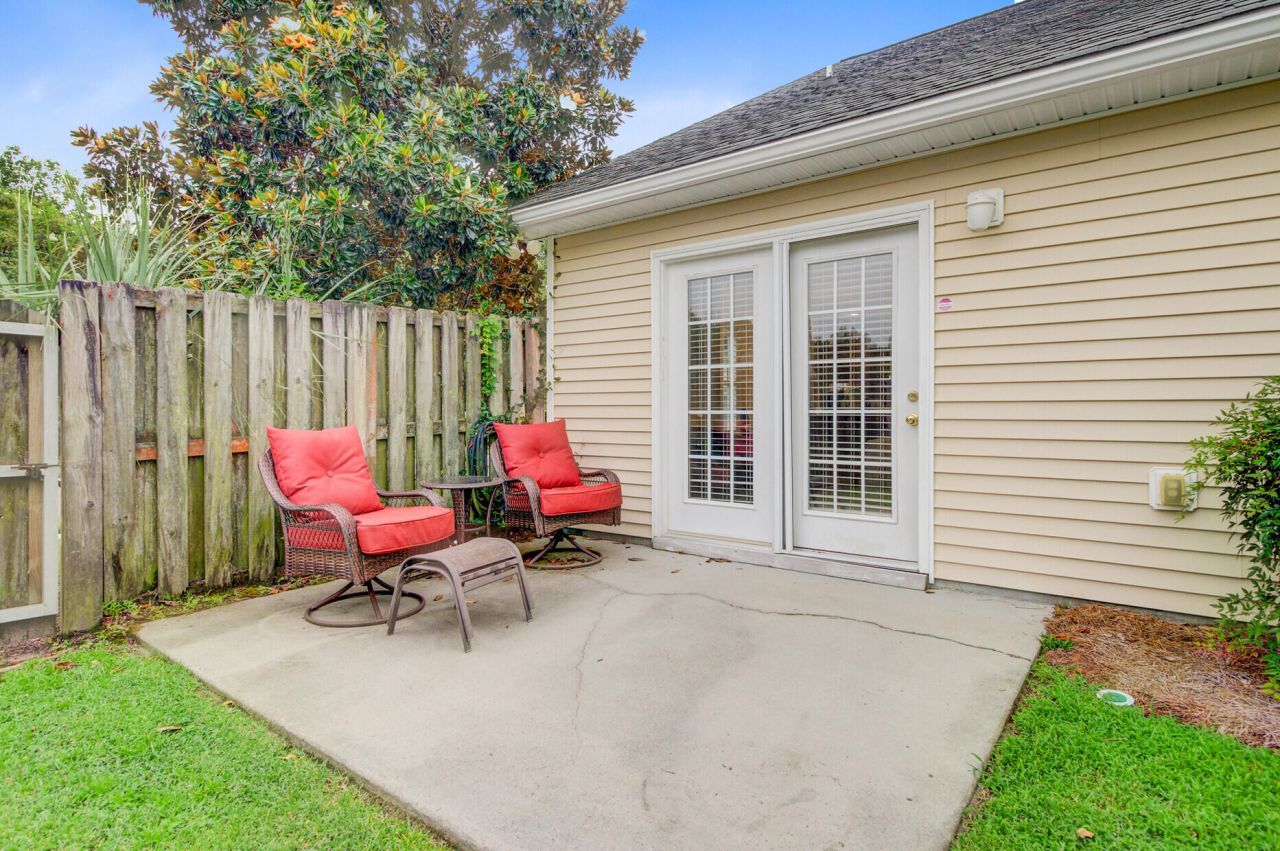 128 Garden Grove Drive Photo 31