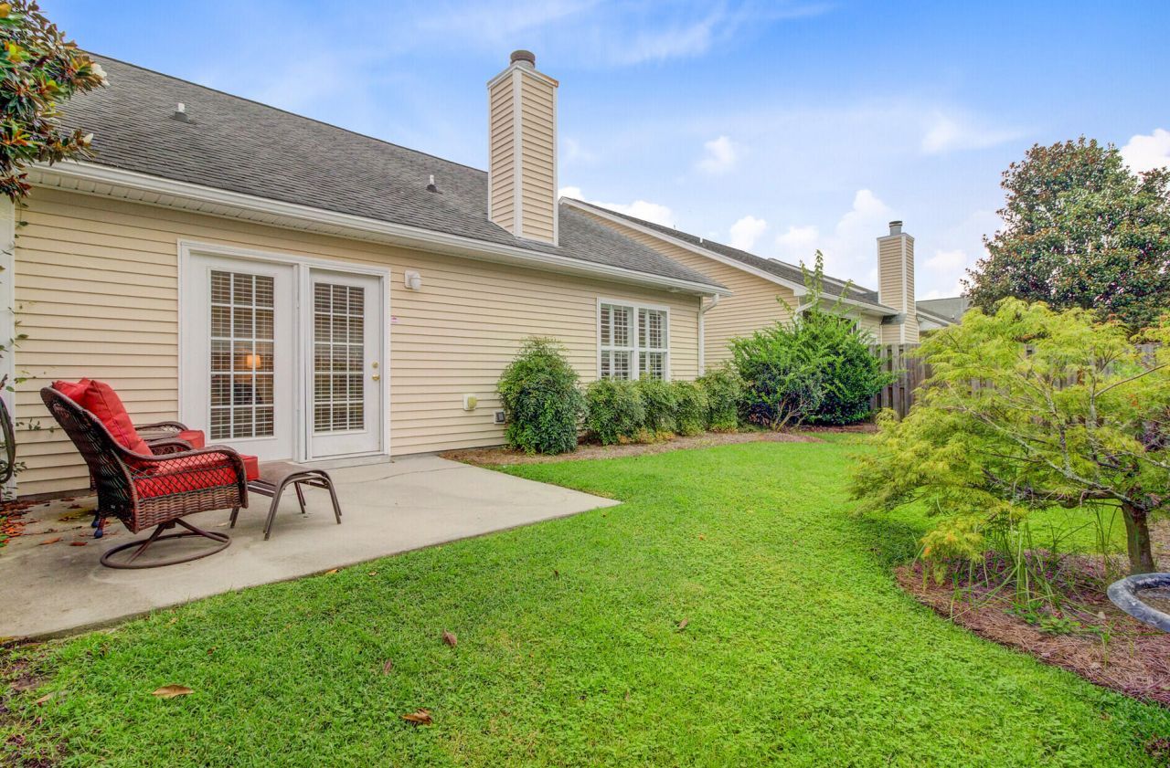 128 Garden Grove Drive Photo 32