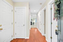 128 Garden Grove Drive photo 4