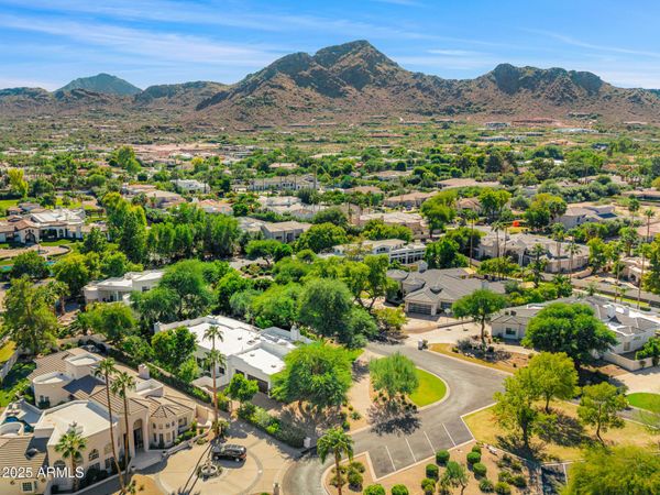 8487 N CANTA BELLO, Paradise Valley, AZ 85253