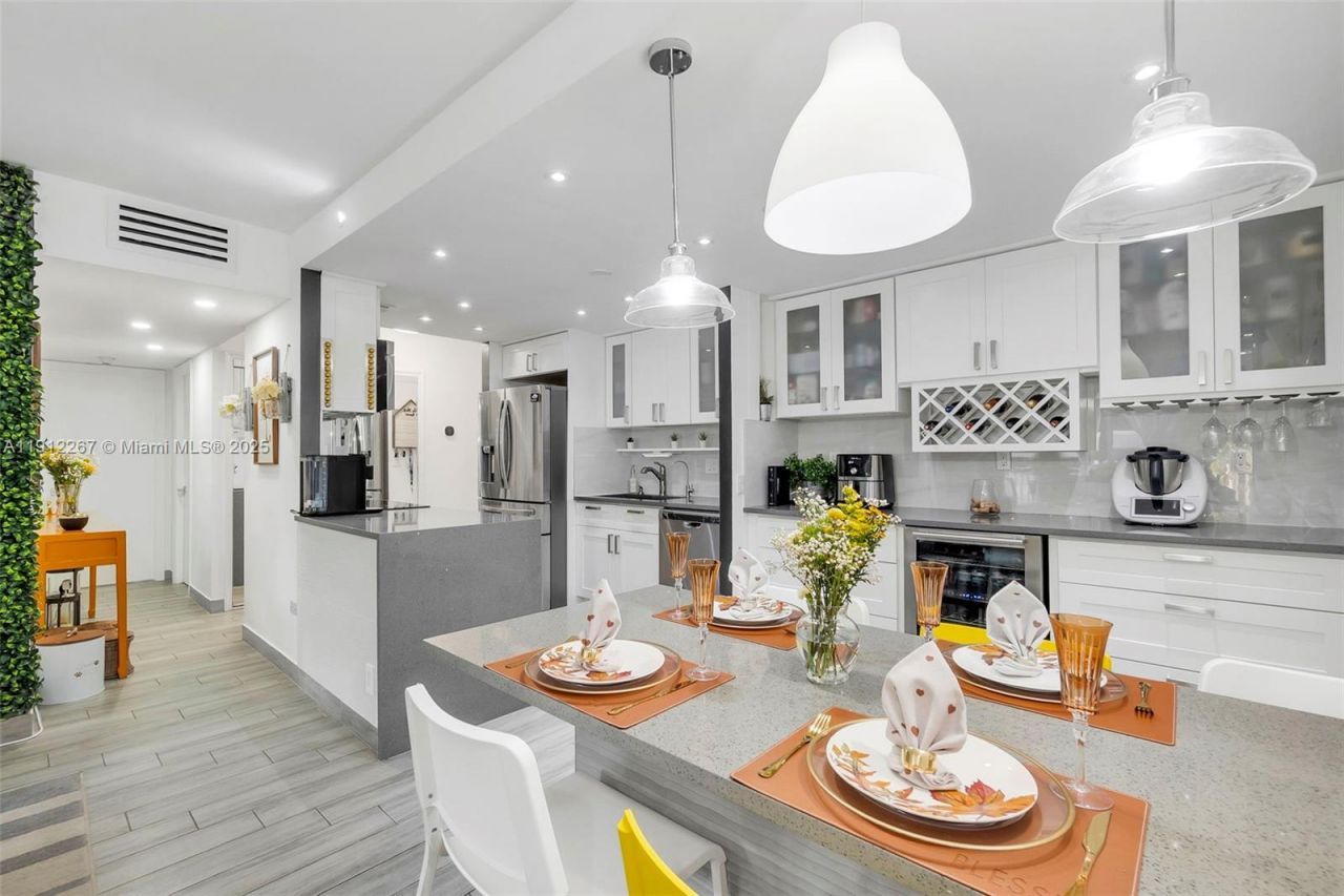 2121 N Ocean Blvd, Unit 204W, Boca Raton, FL 33431 Photo