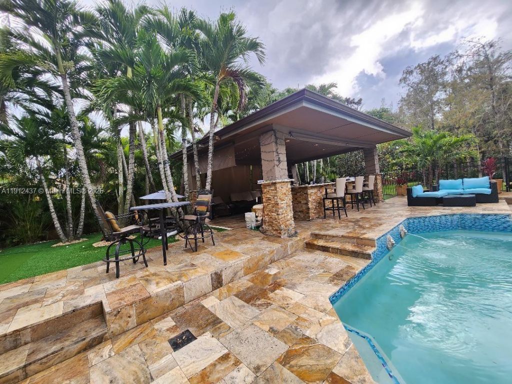 6879 NW 65th Terrace, Parkland, FL 33067 Photo