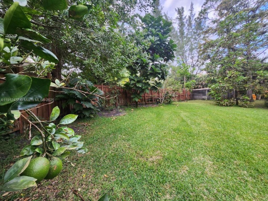 6879 NW 65th Terrace, Parkland, FL 33067 Photo