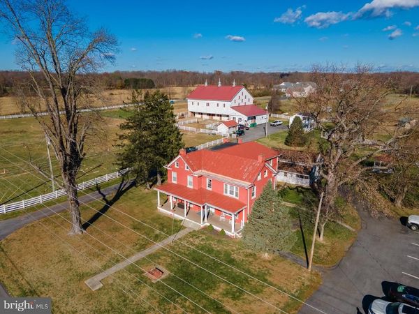 1585 GARDNERS LANE, SHEPHERDSTOWN, WV 25443