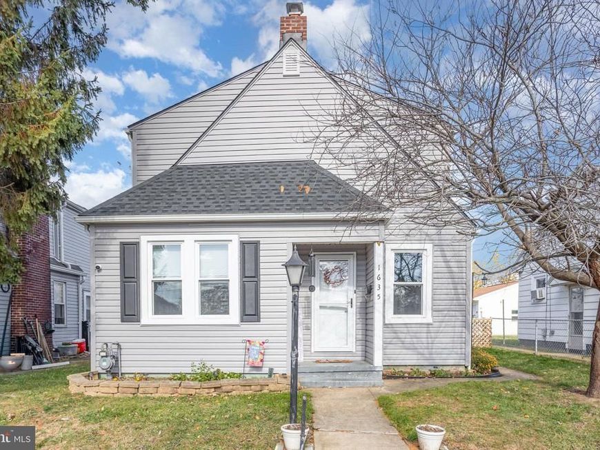 1635 Stanton Street, York, PA 17404 Main Photo