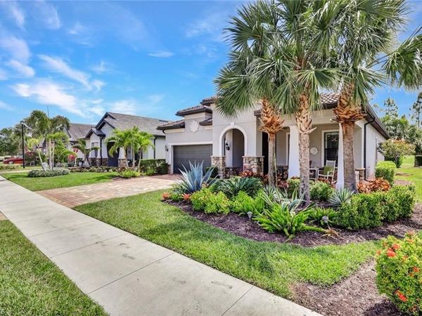 9350 Greyhawk TRL, NAPLES, FL 34120