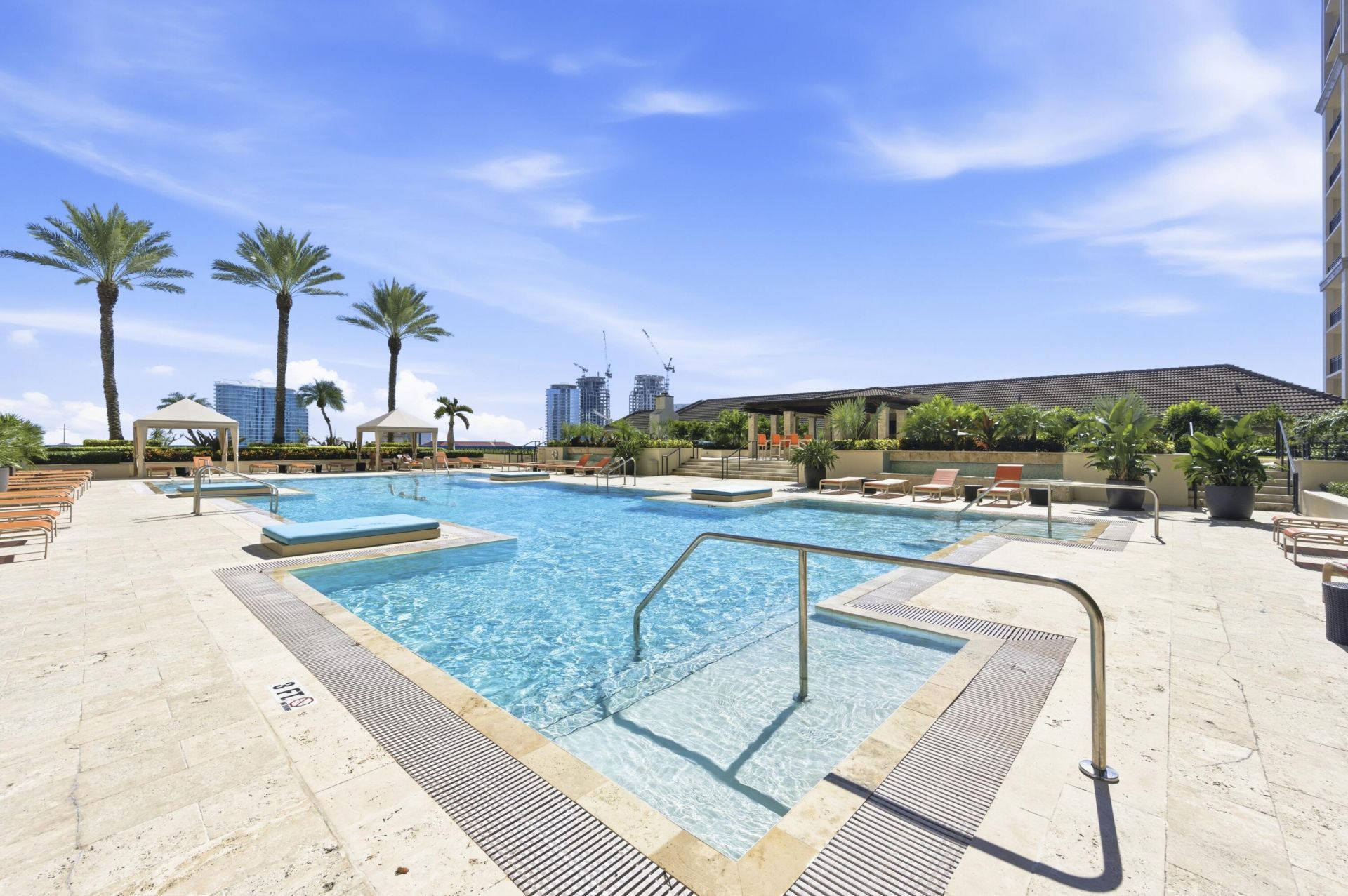 550 Okeechobee Boulevard, Unit 911, West Palm Beach, FL 33401 Photo