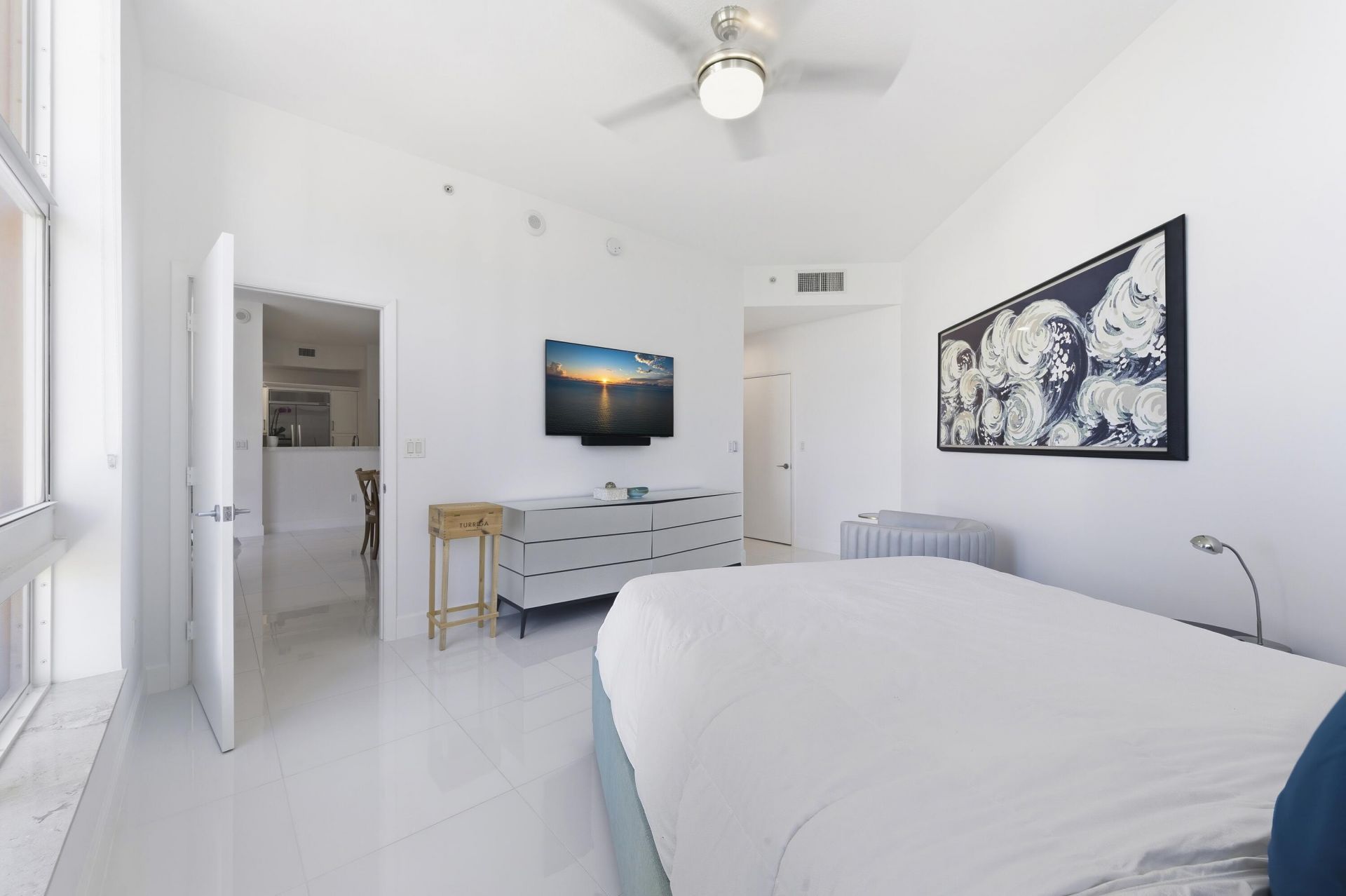 550 Okeechobee Boulevard, Unit 911, West Palm Beach, FL 33401 Photo