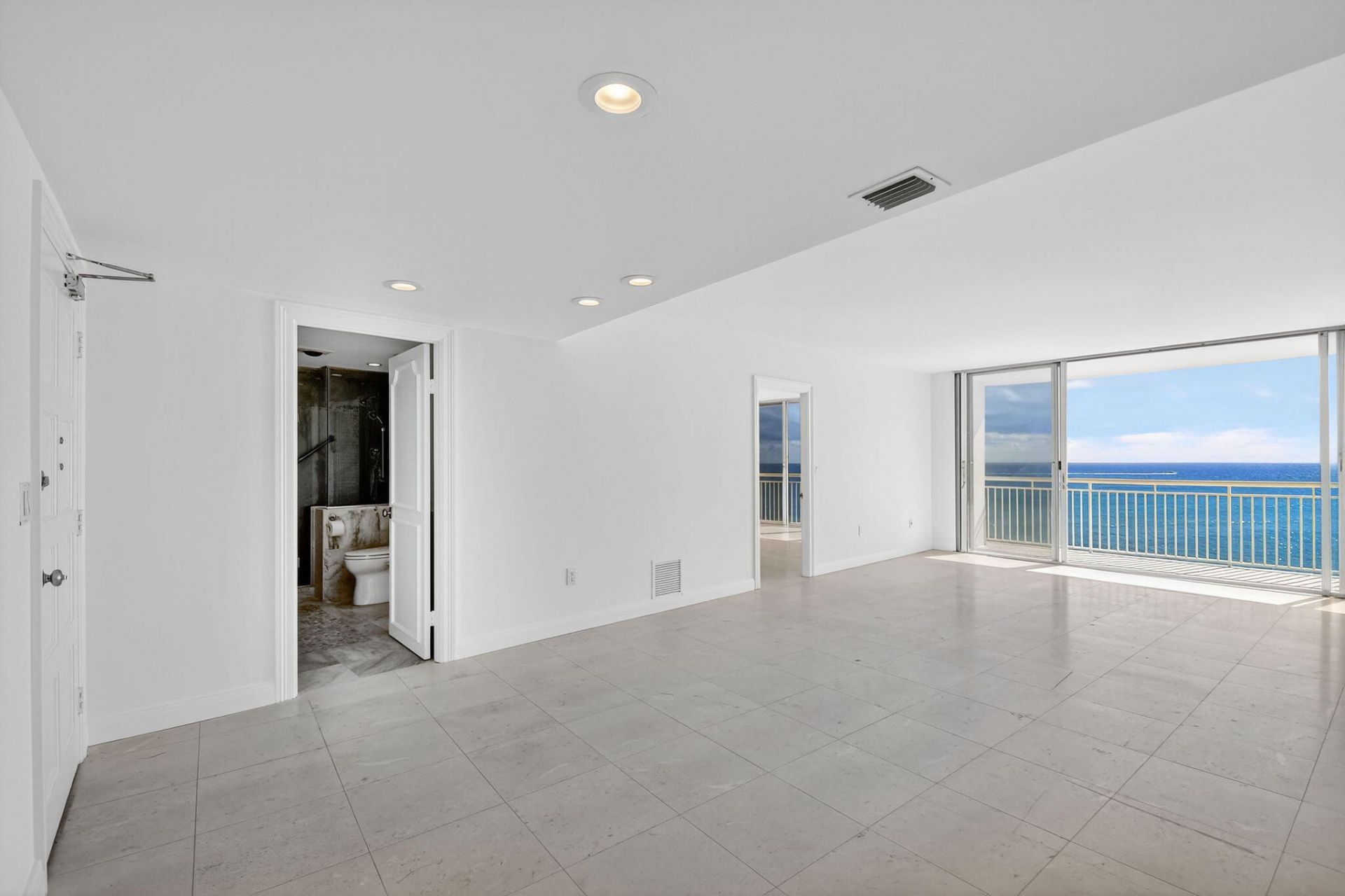 2780 S Ocean Boulevard, Unit 703, Palm Beach, FL 33480 Photo
