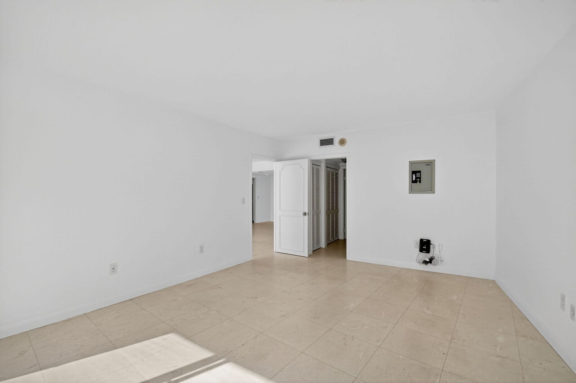 2780 S Ocean Boulevard, Unit 703, Palm Beach, FL 33480 Photo