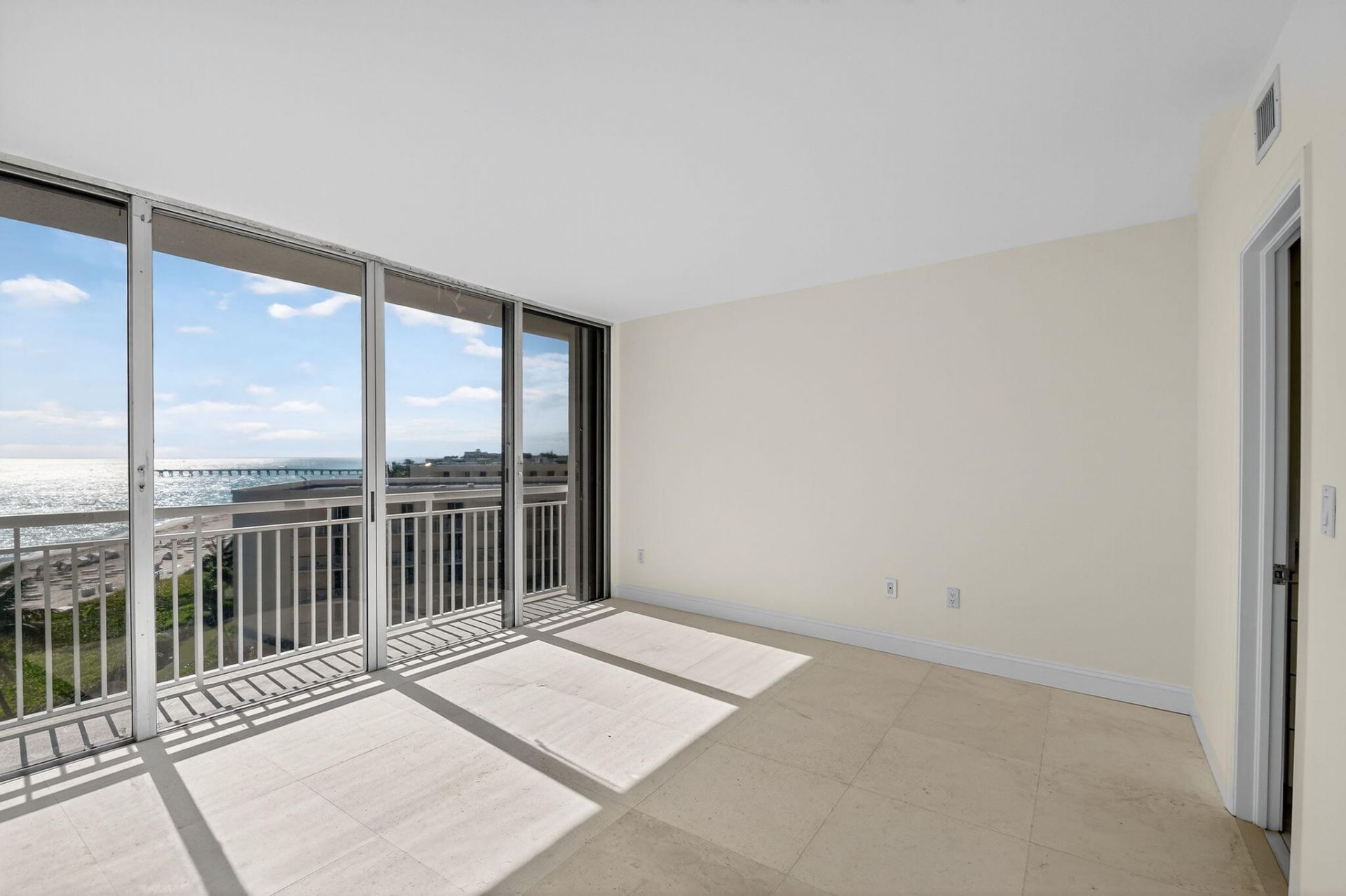 2780 S Ocean Boulevard, Unit 703, Palm Beach, FL 33480 Photo