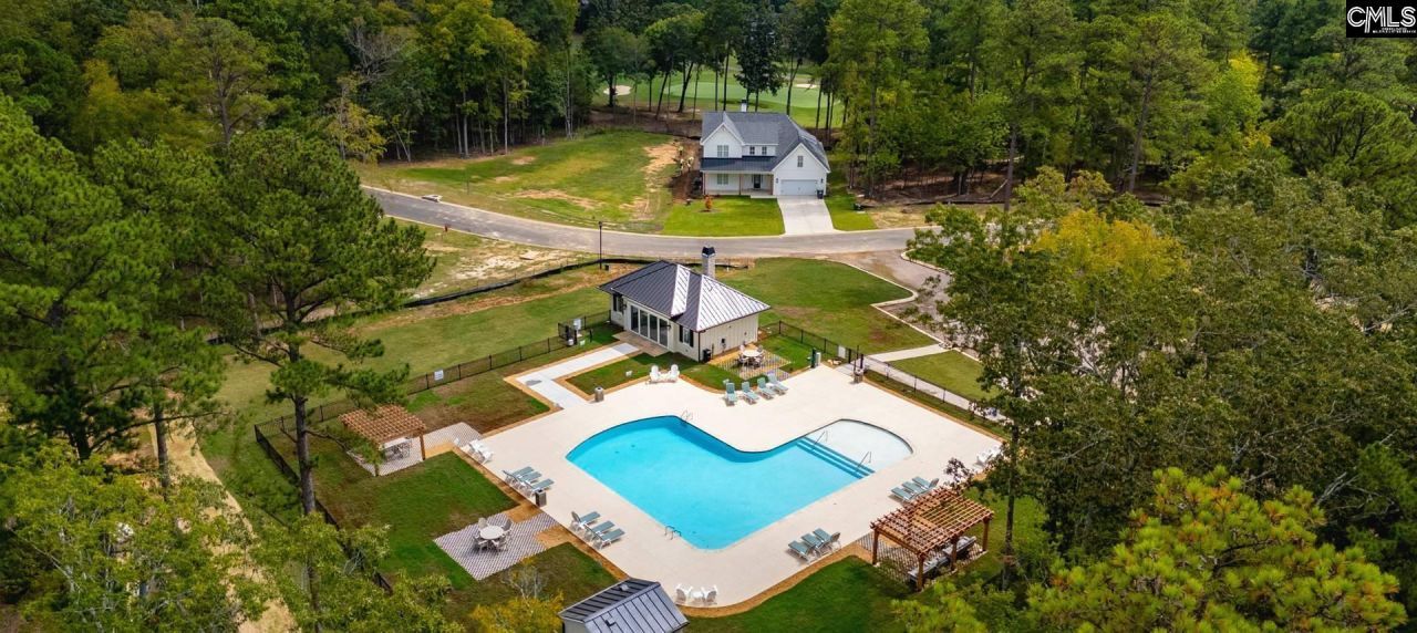 513 Misty Banks Drive Photo 14