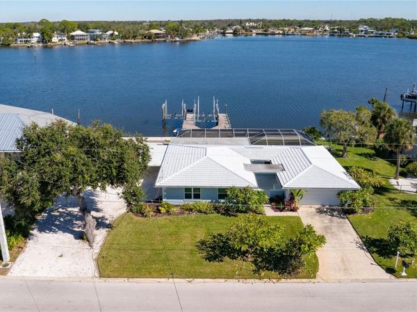 5027 WATERSIDE DRIVE, PORT RICHEY, FL 34668