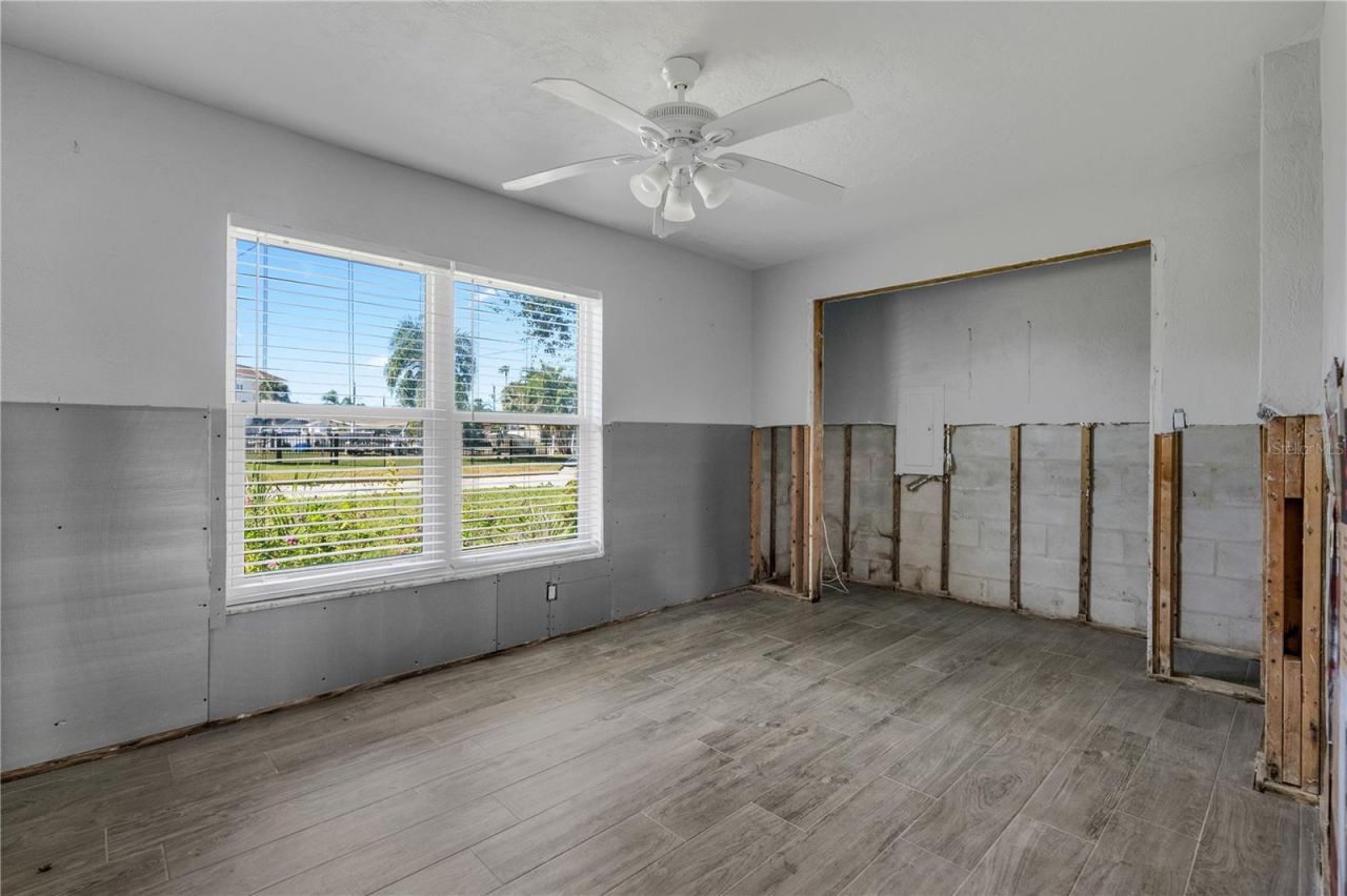 5027 Waterside Drive, Port Richey, FL 34668 Photo