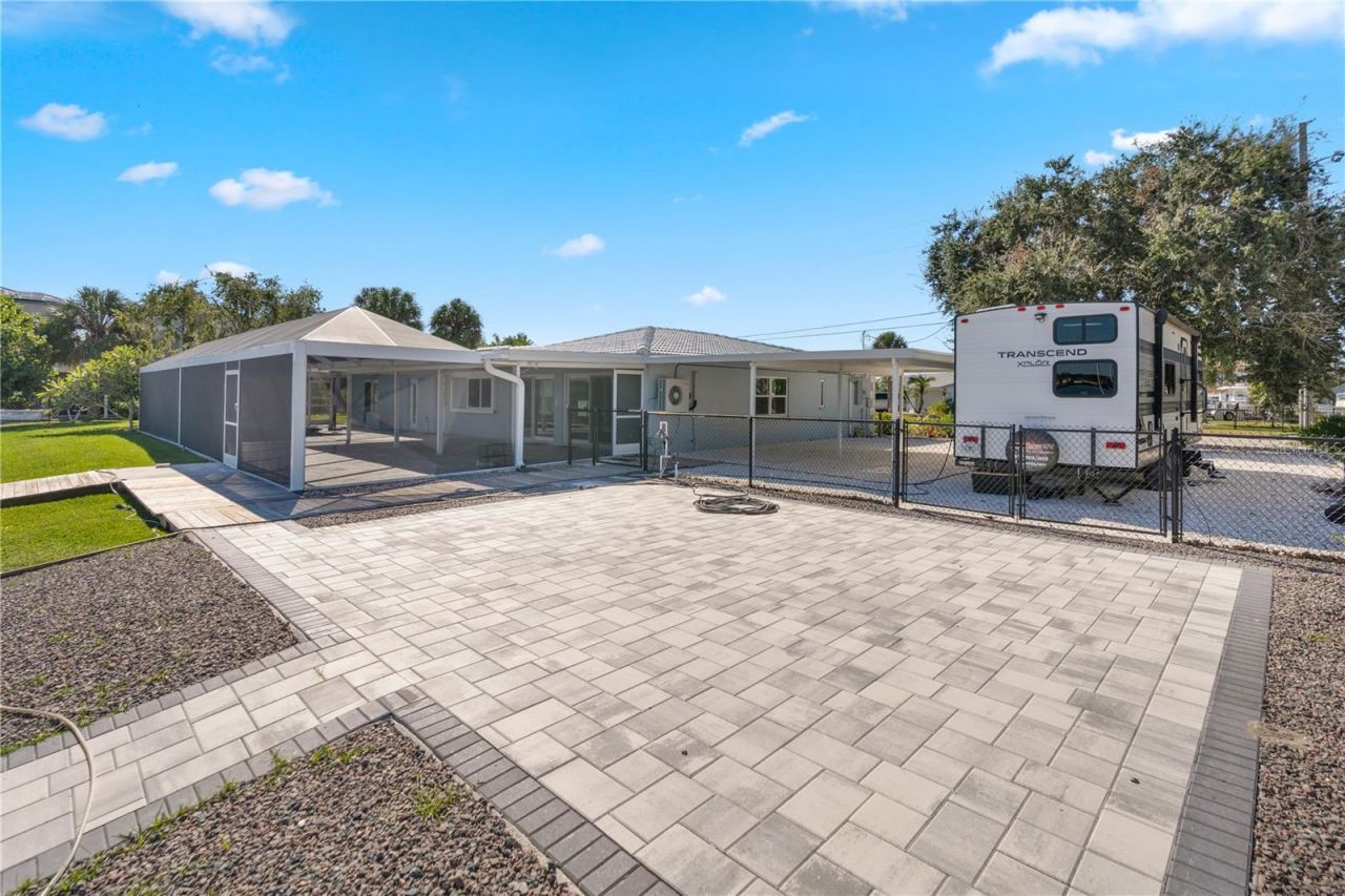 5027 Waterside Drive, Port Richey, FL 34668 Photo