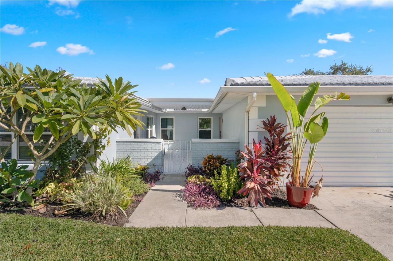 5027 Waterside Drive, Port Richey, FL 34668 Photo