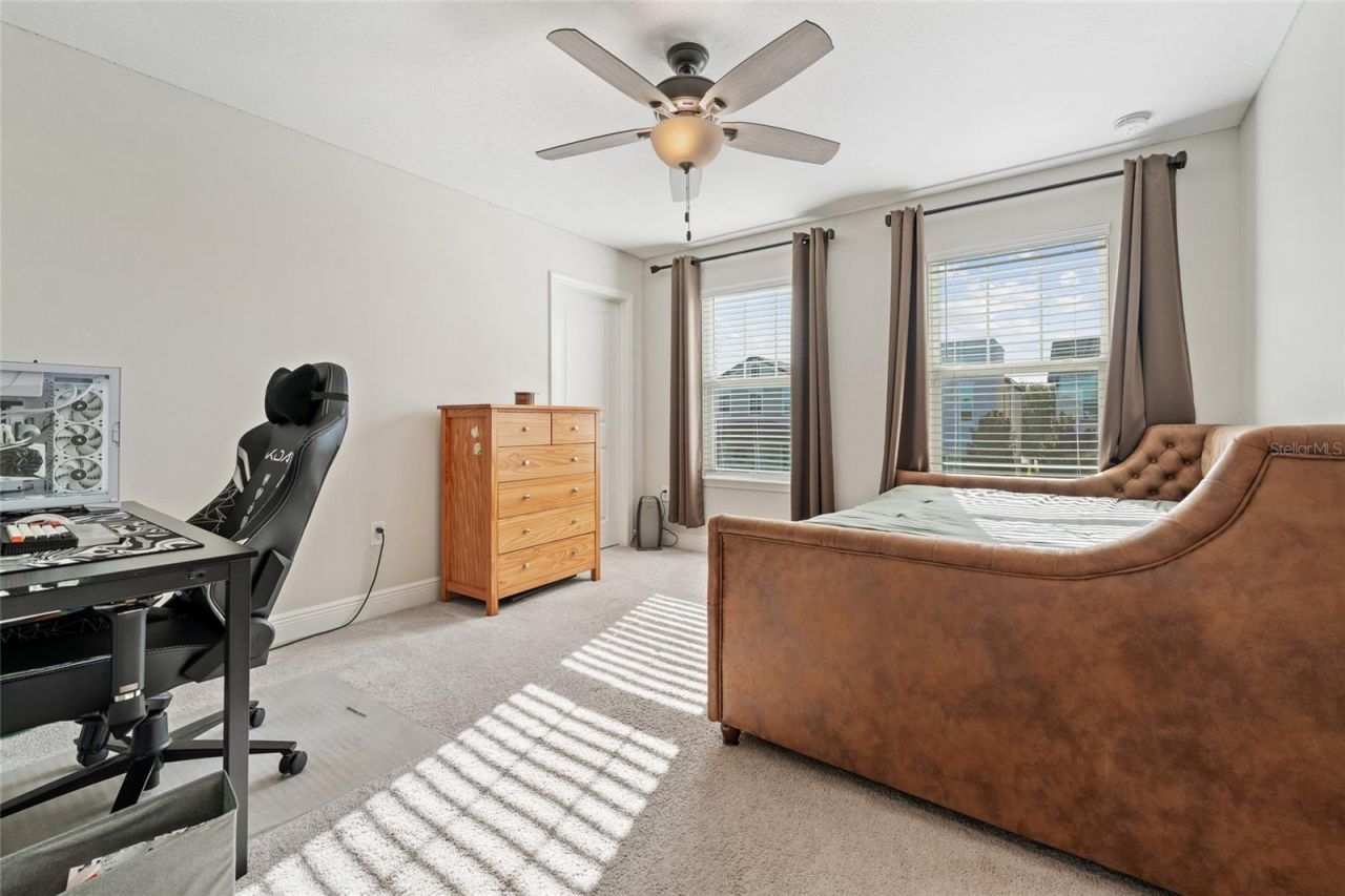 2450 Standing Rock Circle, Oakland, FL 34787 Photo