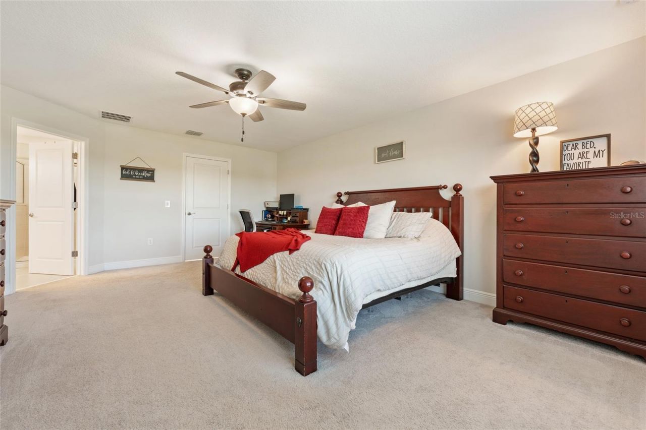 2450 Standing Rock Circle, Oakland, FL 34787 Photo