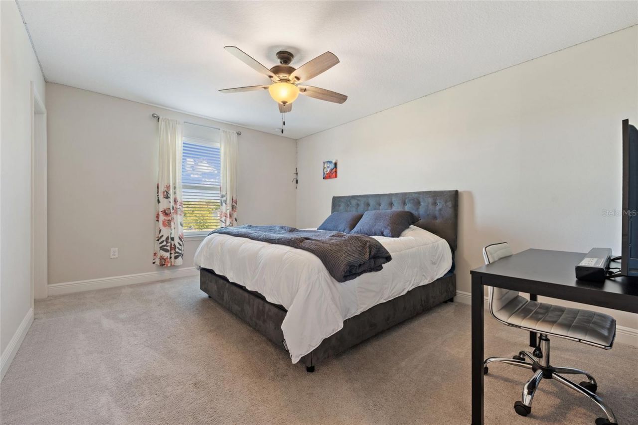 2450 Standing Rock Circle, Oakland, FL 34787 Photo