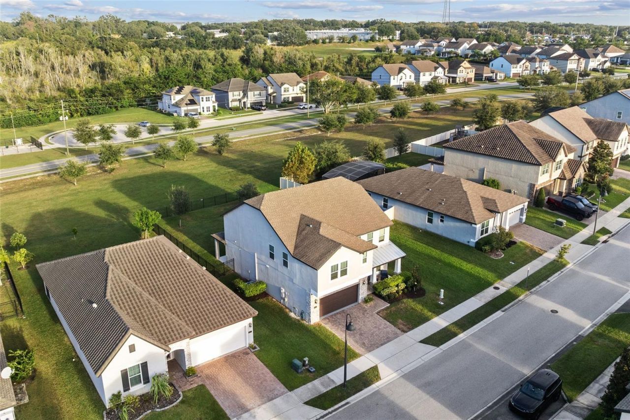 2450 Standing Rock Circle, Oakland, FL 34787 Photo