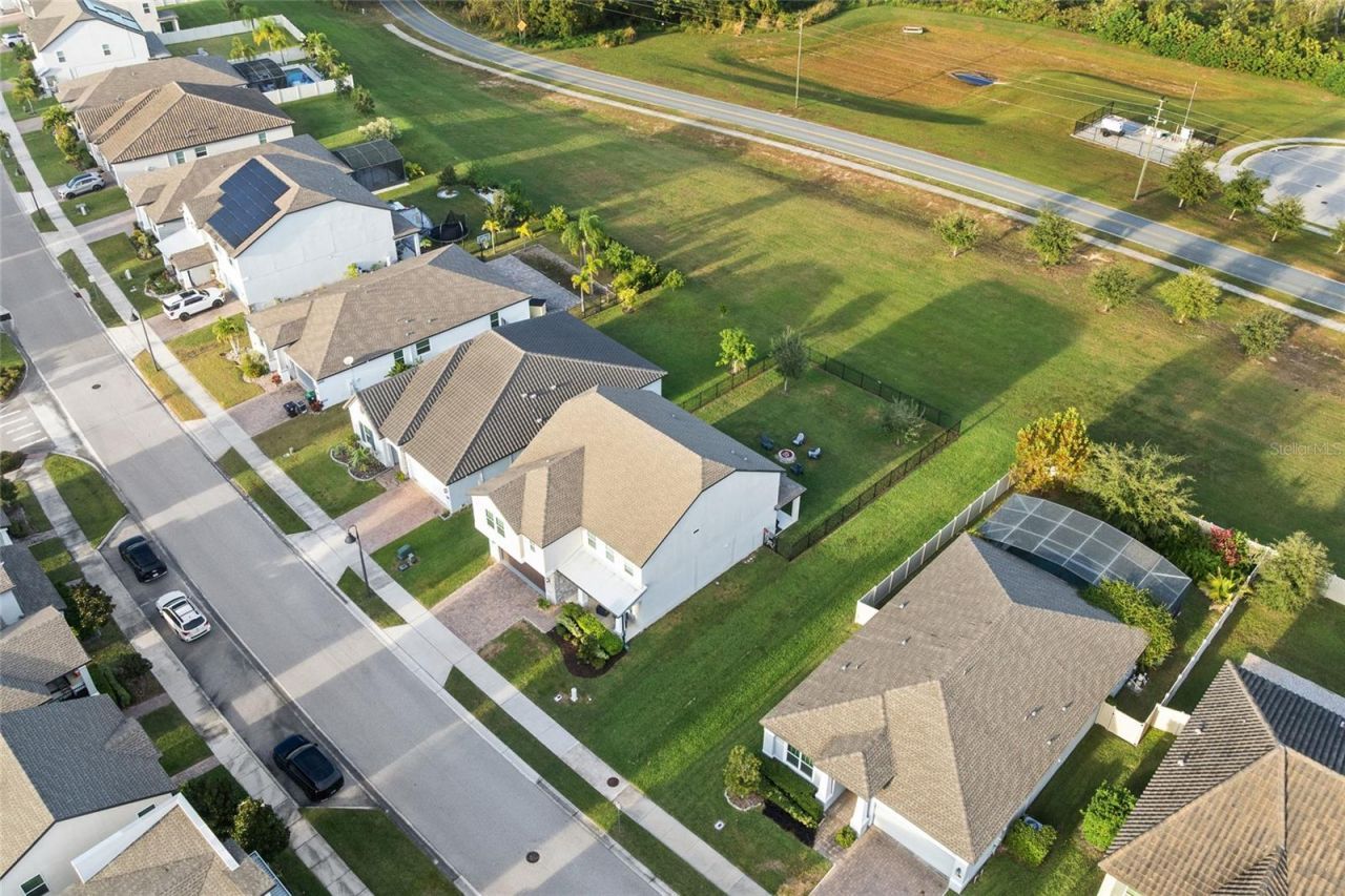 2450 Standing Rock Circle, Oakland, FL 34787 Photo