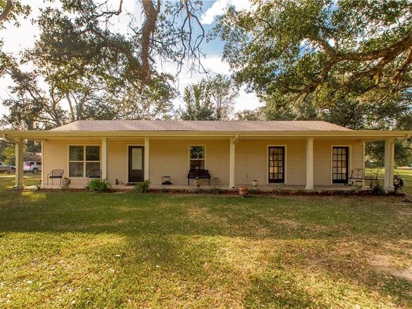 30997 LA-22 Highway, Springfield, LA 70462