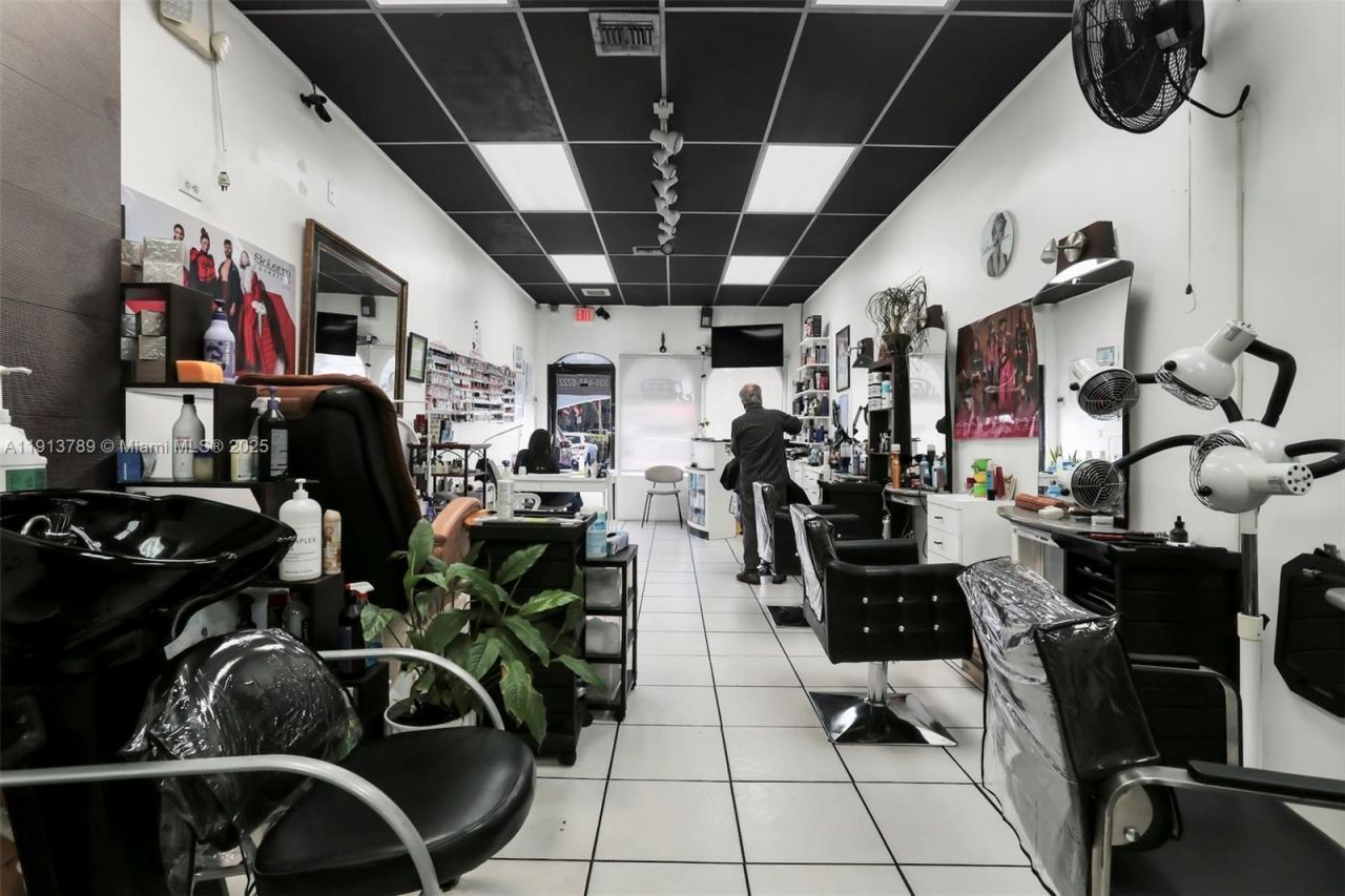 5233 NW 79th Ave, Doral, FL 33166 Photo