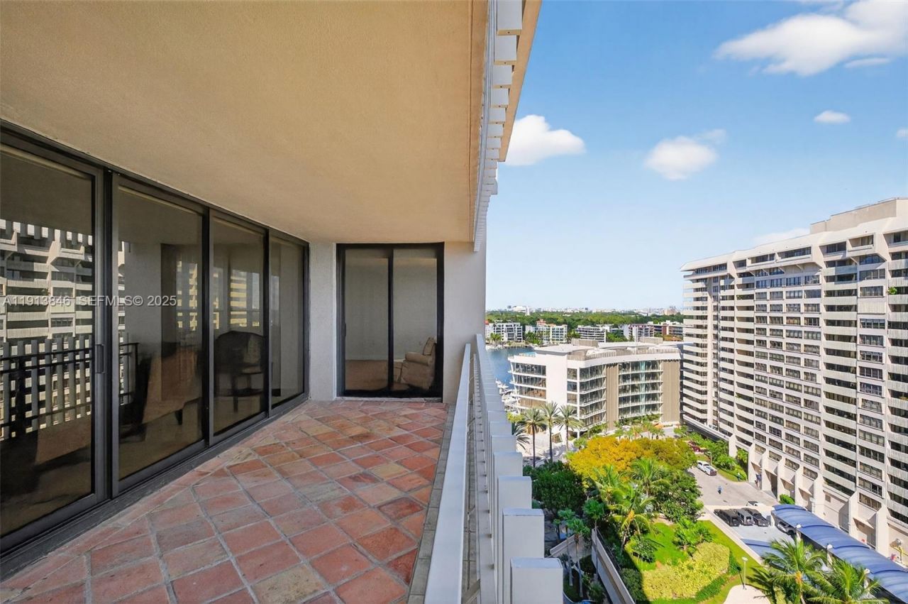 2 Grove Isle Dr, Unit B1505, Miami, FL 33133 Photo