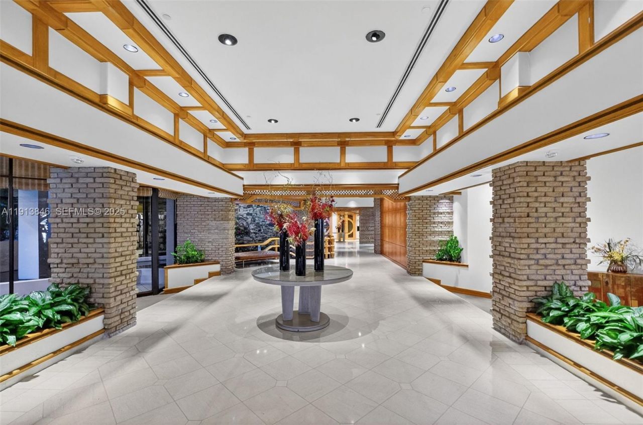 2 Grove Isle Dr, Unit B1505, Miami, FL 33133 Photo