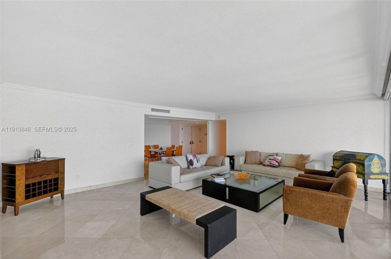 2 Grove Isle Dr, Unit B1505, Miami, FL 33133 Photo