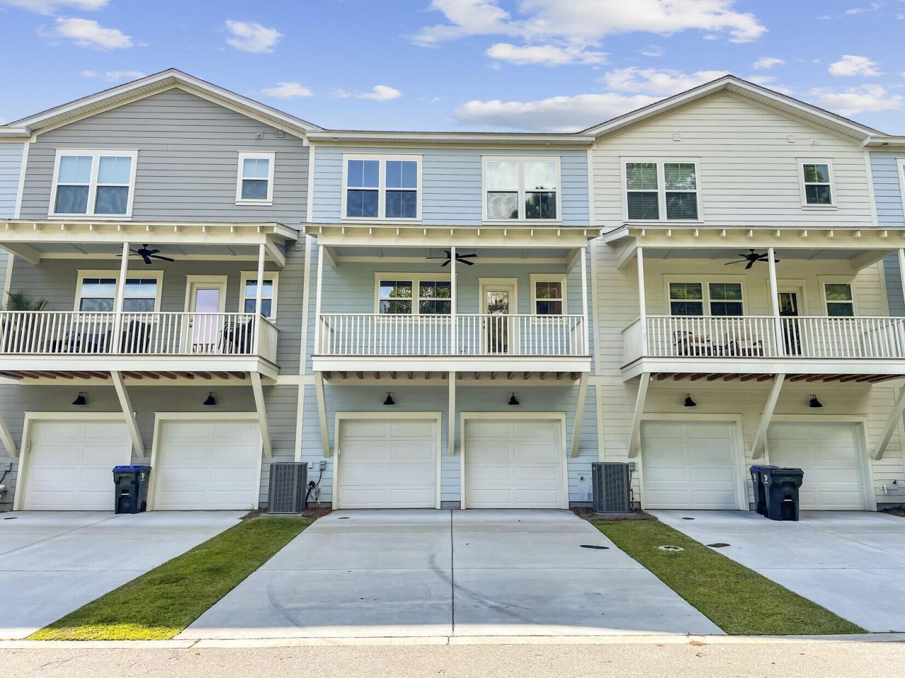 637 N Laurel Street Photo 46