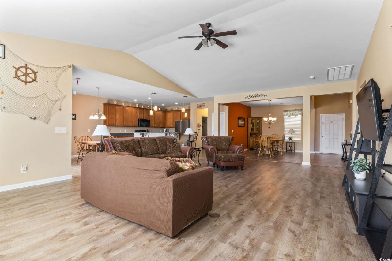 1725 Boyne Dr. Photo 12