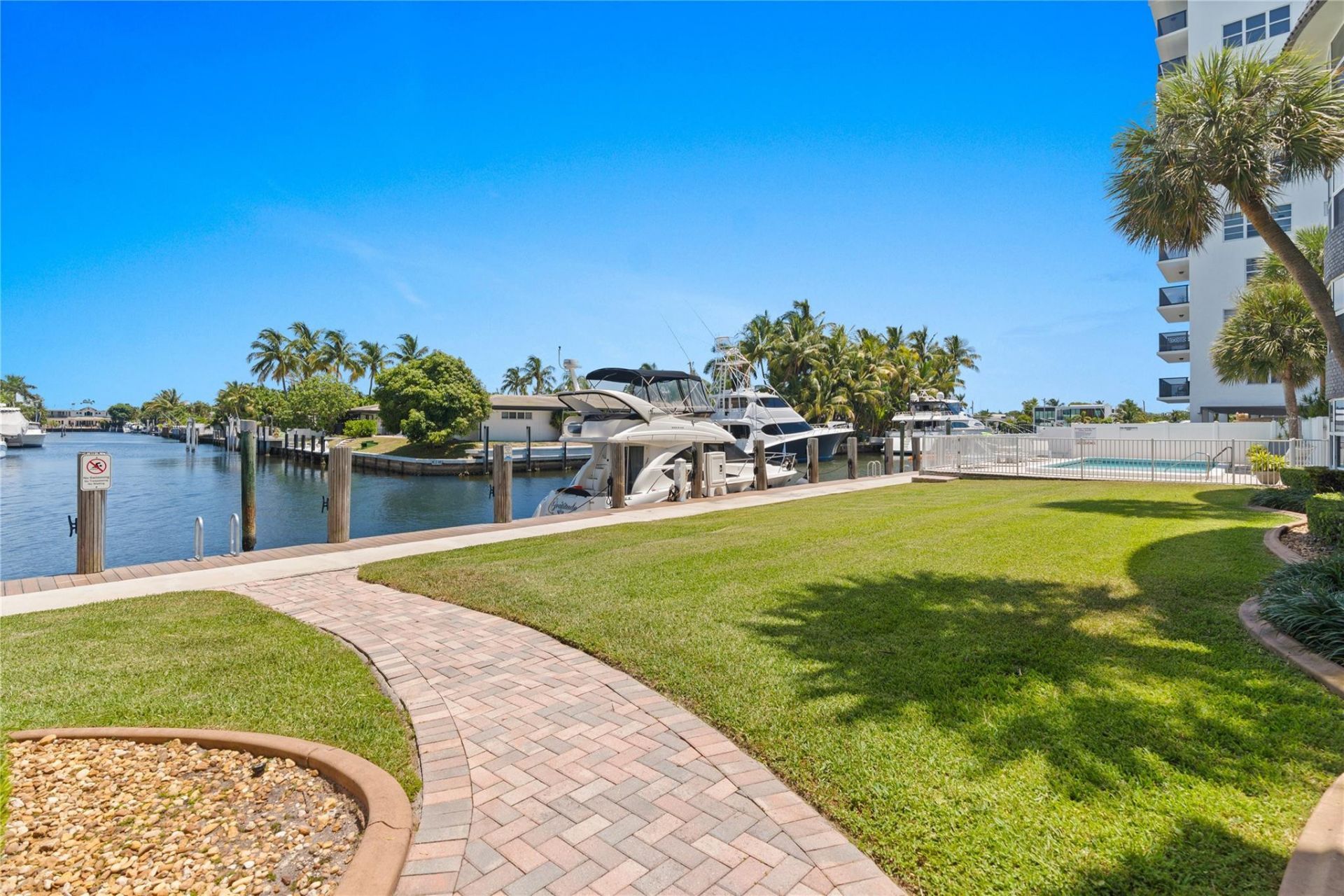 3111 NE 51st Street, Unit 403c, Fort Lauderdale, FL 33308 Photo