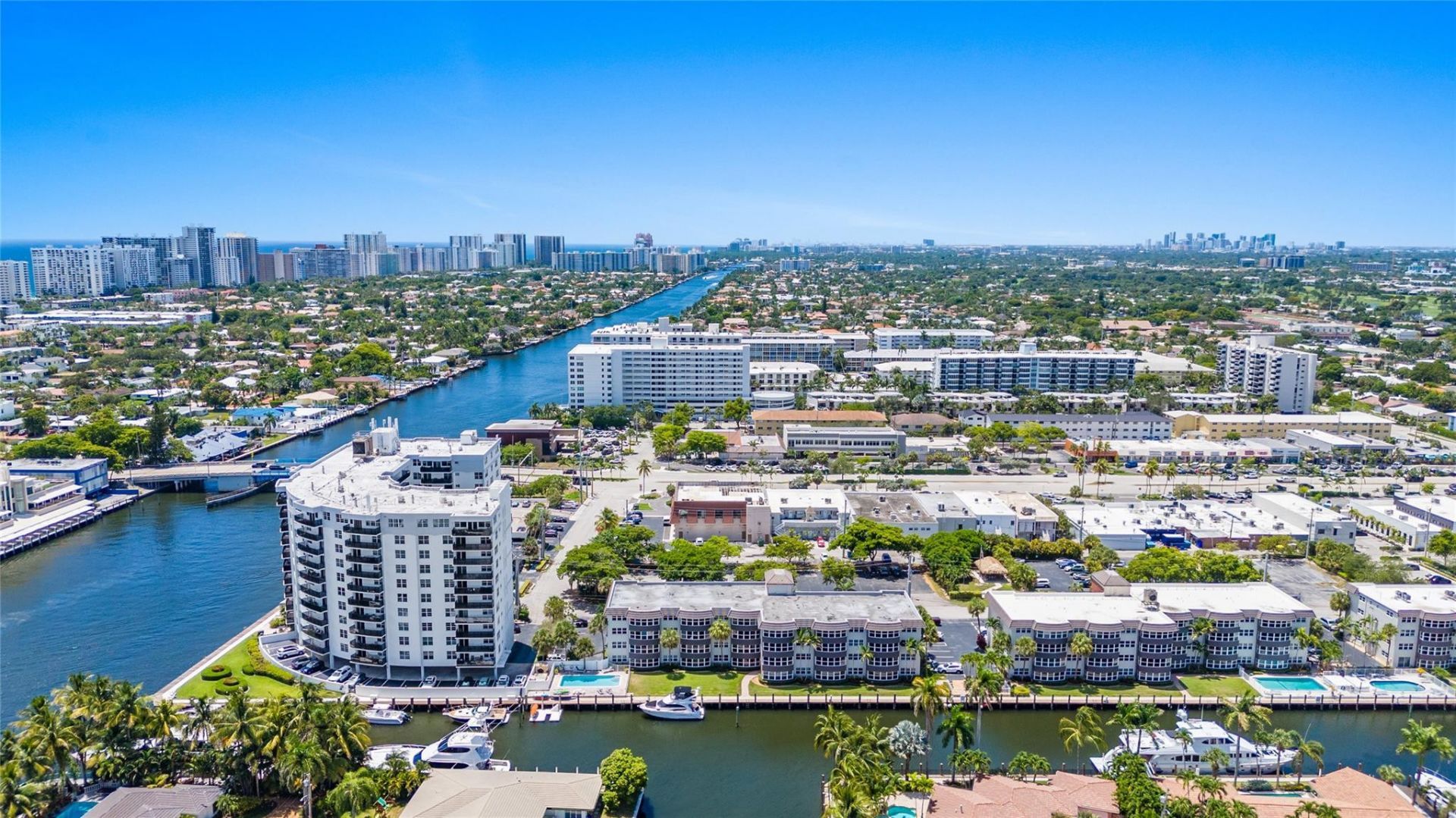 3111 NE 51st Street, Unit 403c, Fort Lauderdale, FL 33308 Photo