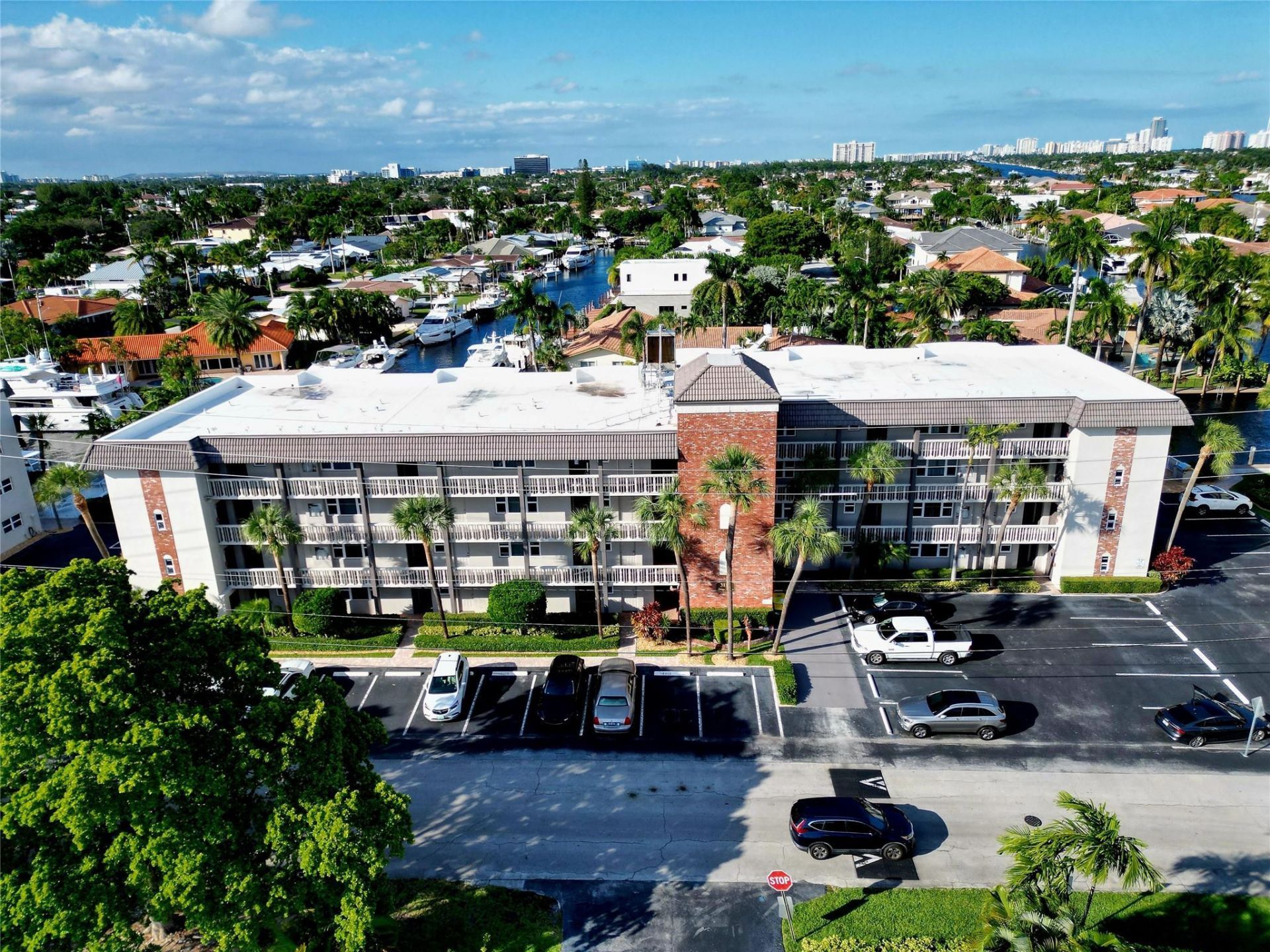 3111 NE 51st Street, Unit 403C, Fort Lauderdale, FL 33308 Photo