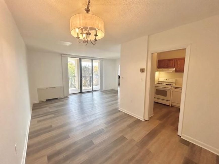 4242 East West Highway, Unit 307, Chevy Chase, MD 20815 Main Photo