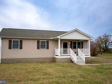 240 SONNET RD, MONTROSS, VA 22520