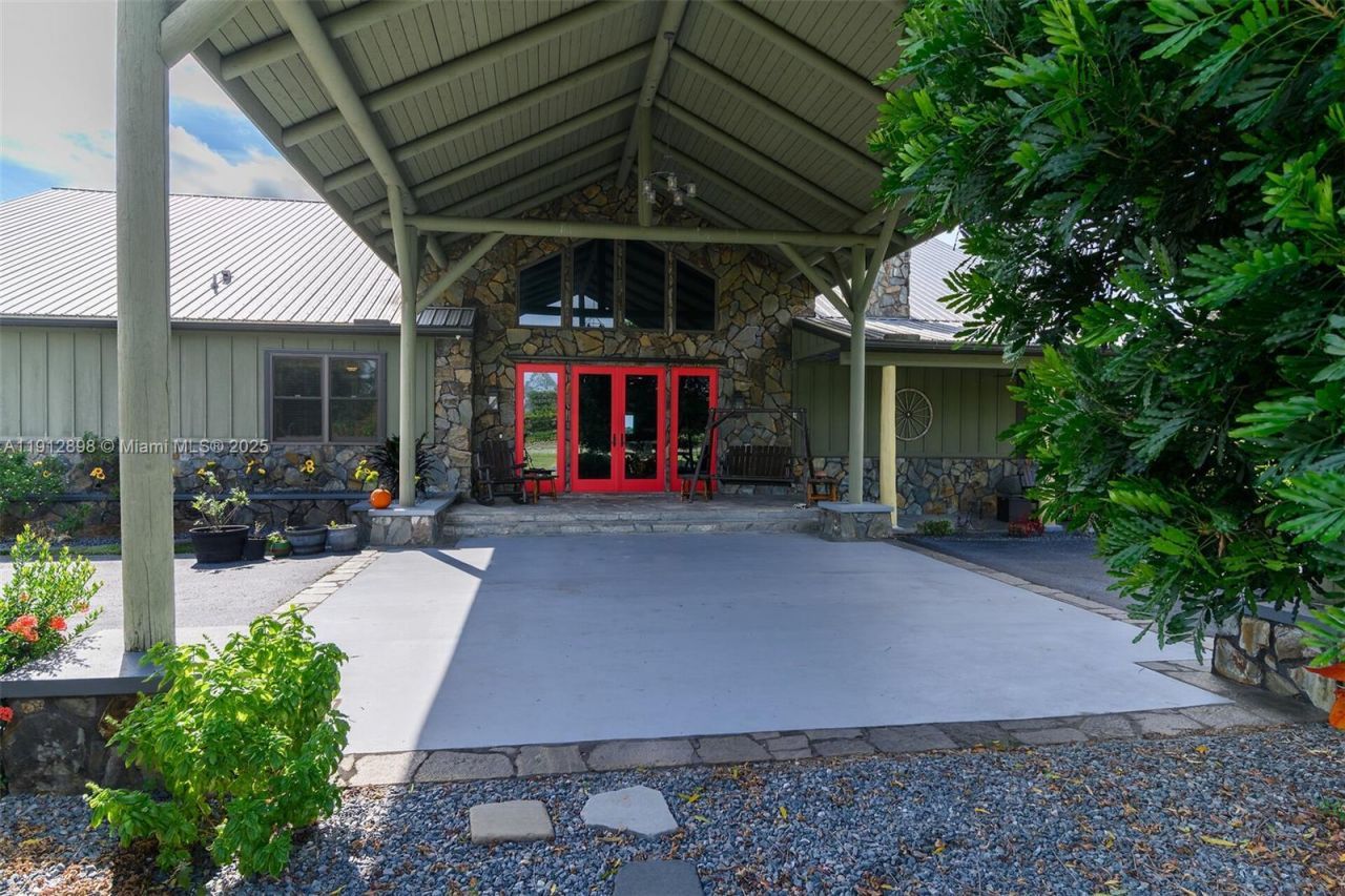 5675 County Road 78, La Belle, FL 33935 Photo