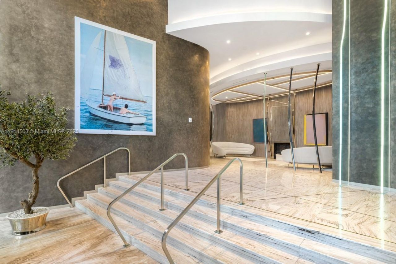 1000 Brickell Plz, Unit PH5006, Miami, FL 33131 Photo