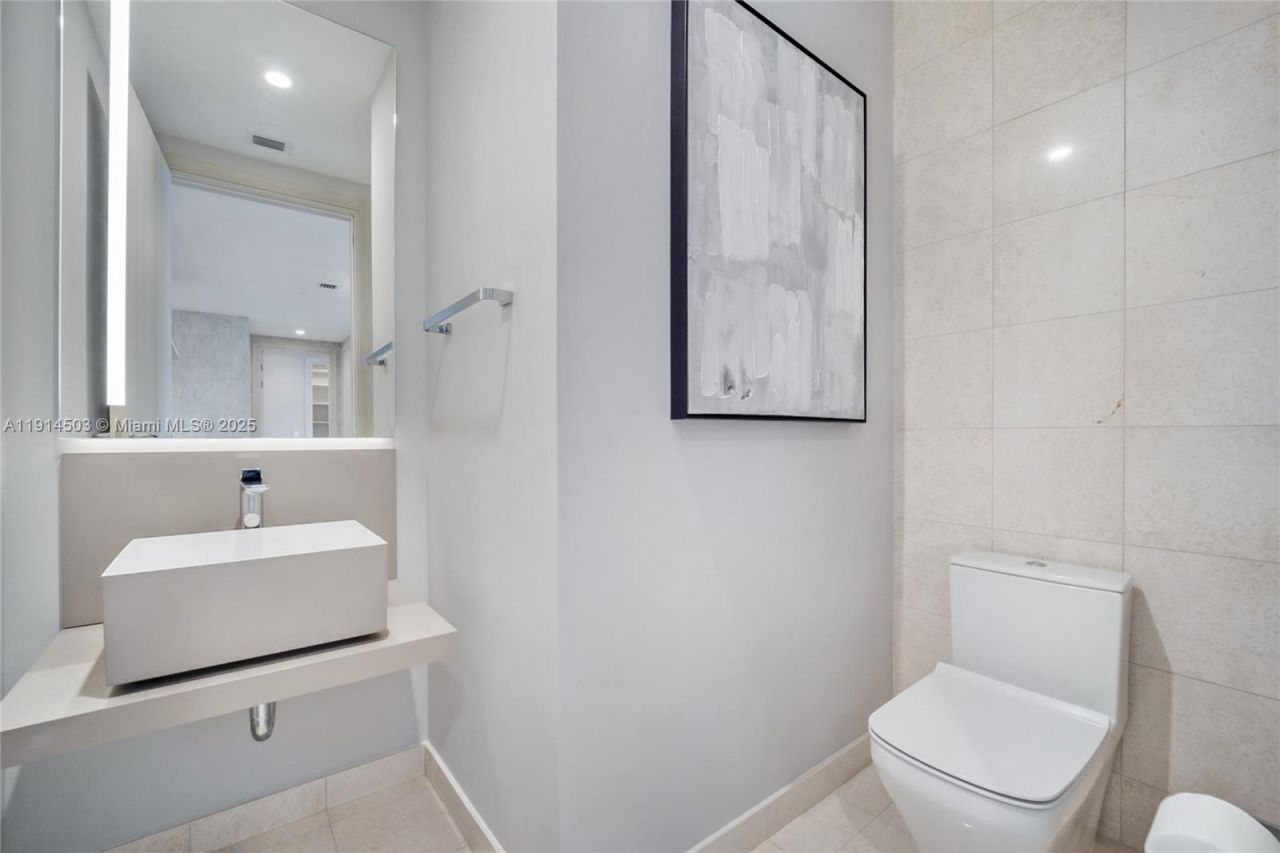 1000 Brickell Plz, Unit PH5006, Miami, FL 33131 Photo