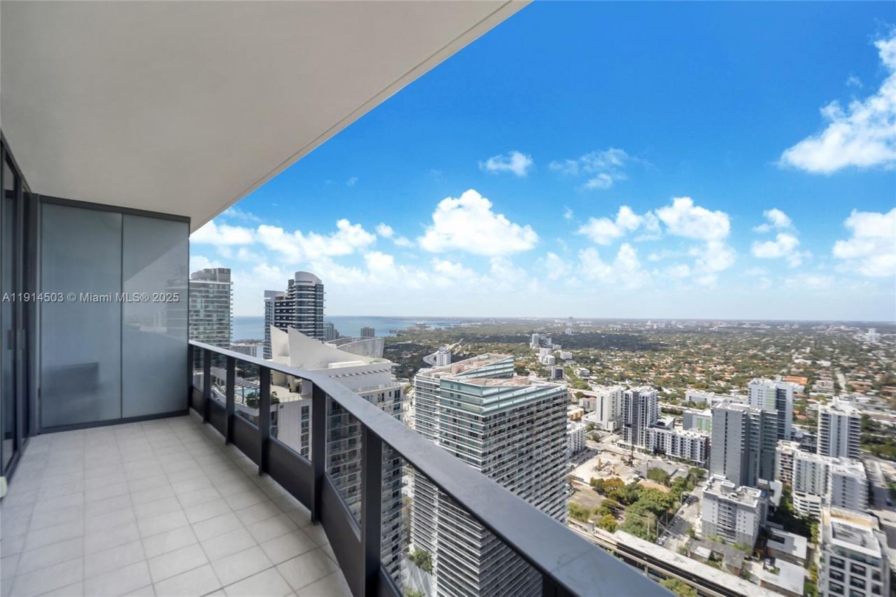 1000 Brickell Plz, Unit PH5006, Miami, FL 33131 Photo