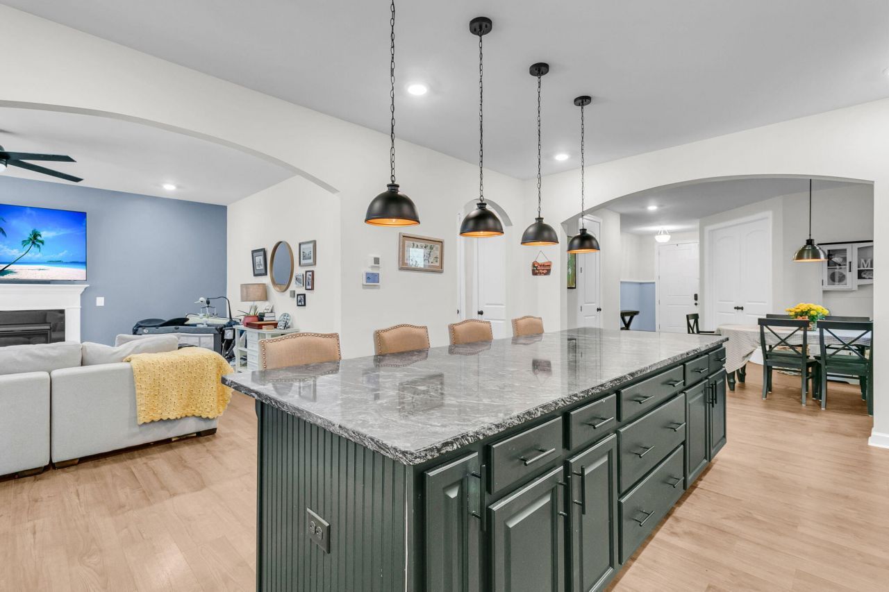 1084 Magnolia Warbler Way Photo 15