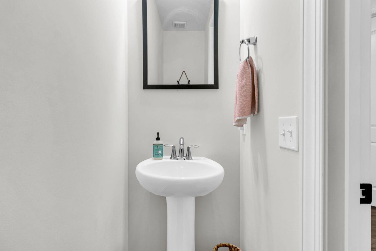 1084 Magnolia Warbler Way Photo 22