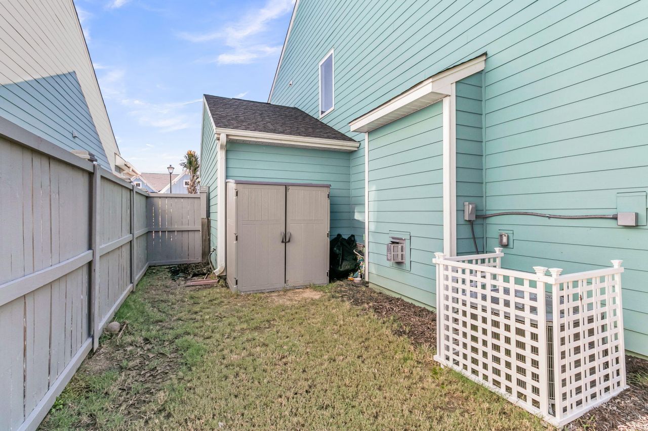 1084 Magnolia Warbler Way Photo 48