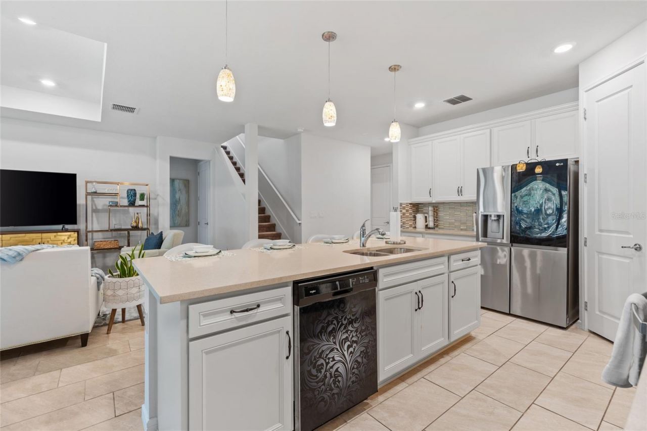 6248 Bradford Woods Dr, Zephyrhills, FL 33542 Photo