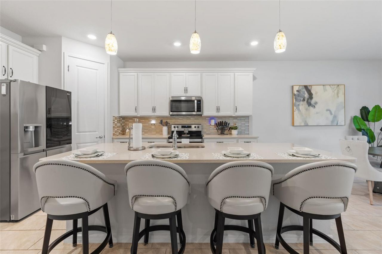 6248 Bradford Woods Dr, Zephyrhills, FL 33542 Photo