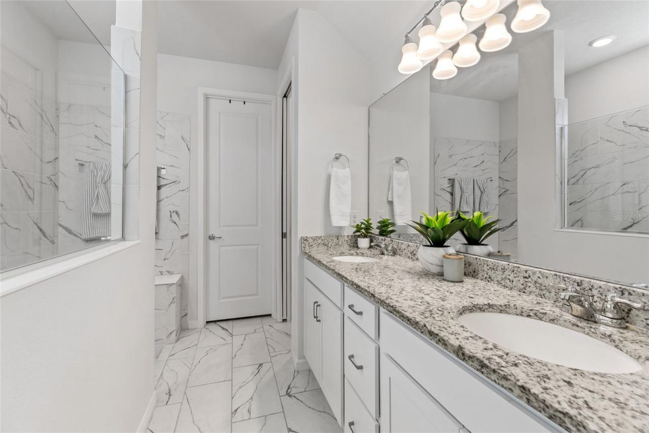 6248 Bradford Woods Dr, Zephyrhills, FL 33542 Photo