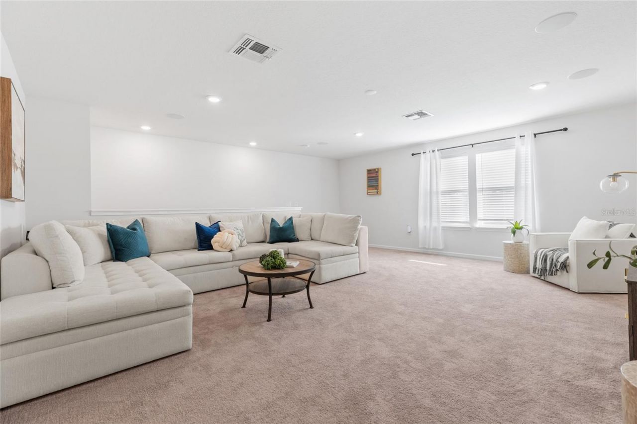 6248 Bradford Woods Dr, Zephyrhills, FL 33542 Photo