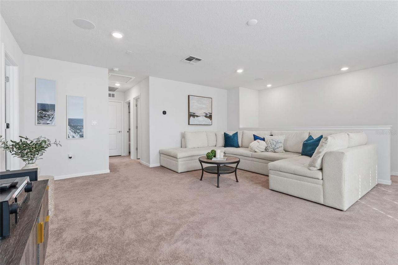 6248 Bradford Woods Dr, Zephyrhills, FL 33542 Photo